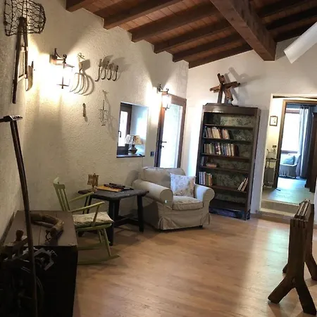 Il Castellaccio - Bed and breakfast Albavilla