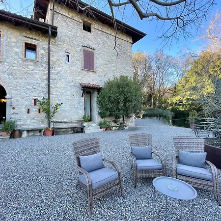 Il Castellaccio - 3* Albavilla