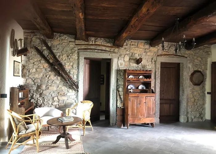 Il Castellaccio - 3* Albavilla