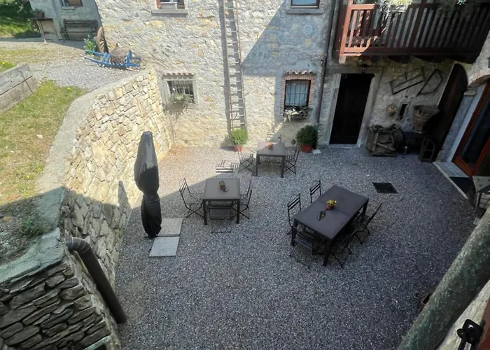 Il Castellaccio - 3* Albavilla