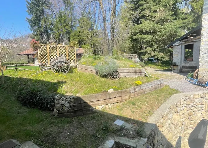 Il Castellaccio - Bed & Breakfast Albavilla